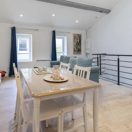 La Nuit Etoilee Apartment *